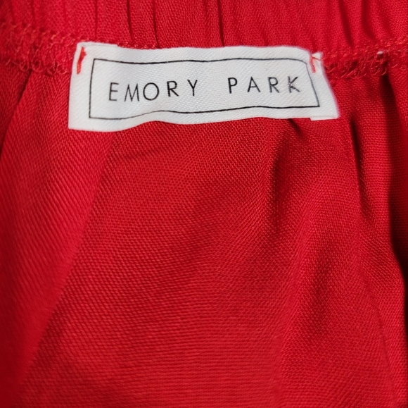 Emory Park Blouse - Picture 7 of 7
